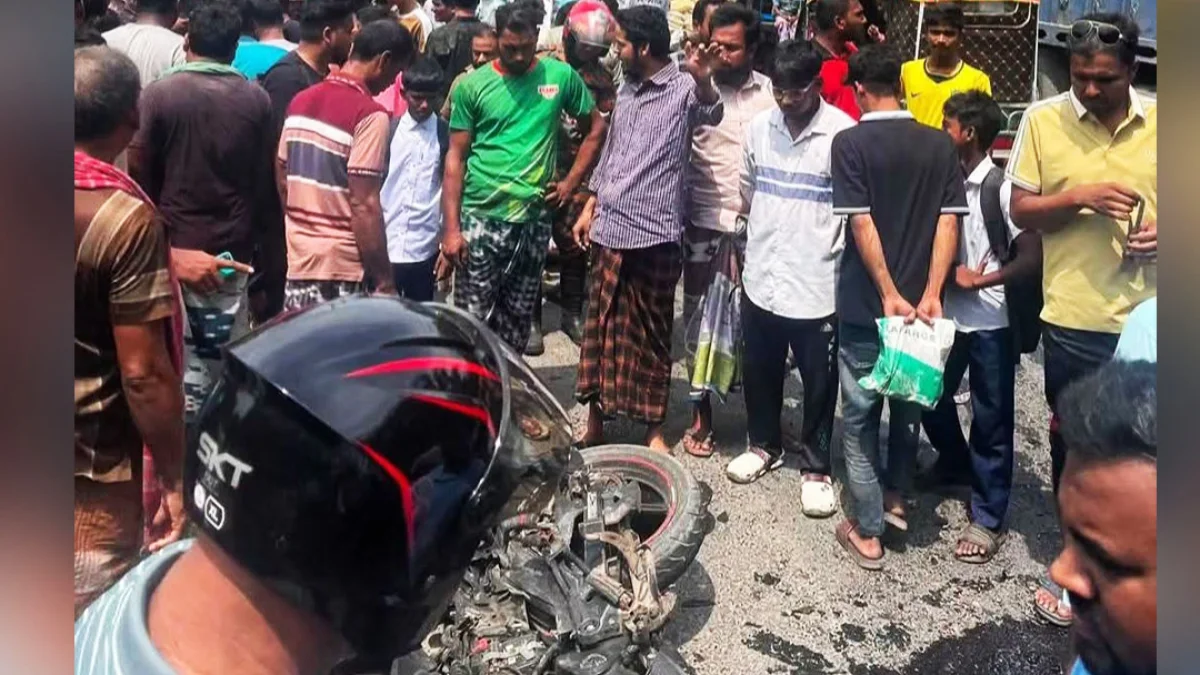 চাঁপাইনবাবগঞ্জে পৃথক সড়ক দুর্ঘটনায় ৪ মোটরসাইকেল আরোহী নিহত