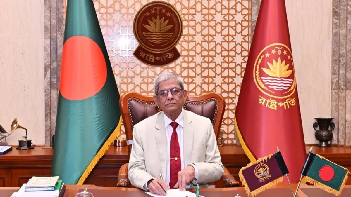 সপরিবারে বঙ্গভবনে রাষ্ট্রপতি মির্জা ফখরুল ইসলাম আলমগীর