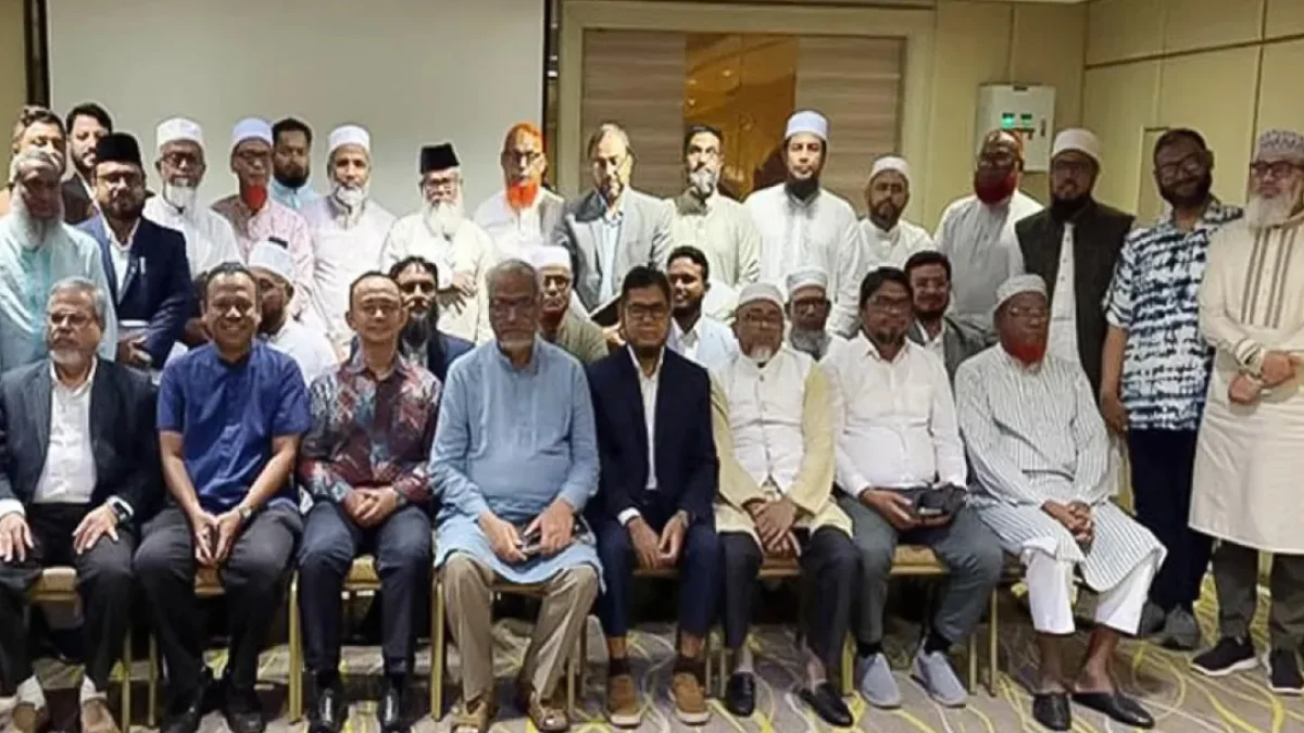 জামায়াতের ৩৪ এমপির একসঙ্গে বিদেশ সফর ঘিরে নানান আলোচনা