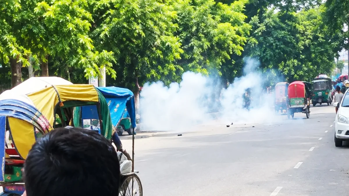 রাজধানীতে আবারও ককটেল বিস্ফোরণ