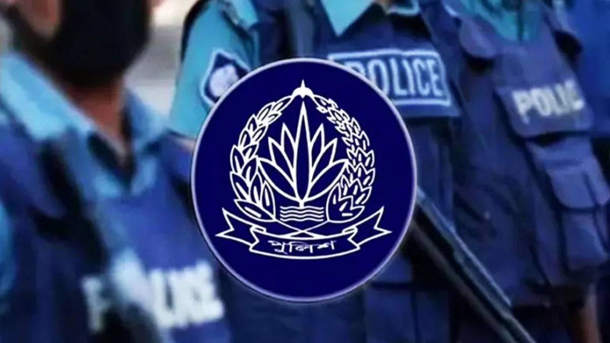 ৭০০ পুলিশ সদস্যের বিরুদ্ধে গ্রেপ্তারি পরোয়ানা