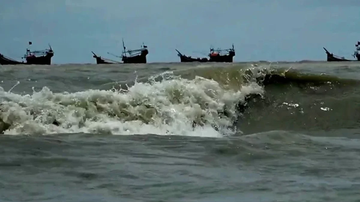বঙ্গোপসাগরে লঘুচাপ, ঘূর্ণিঝড়ের আশঙ্কা