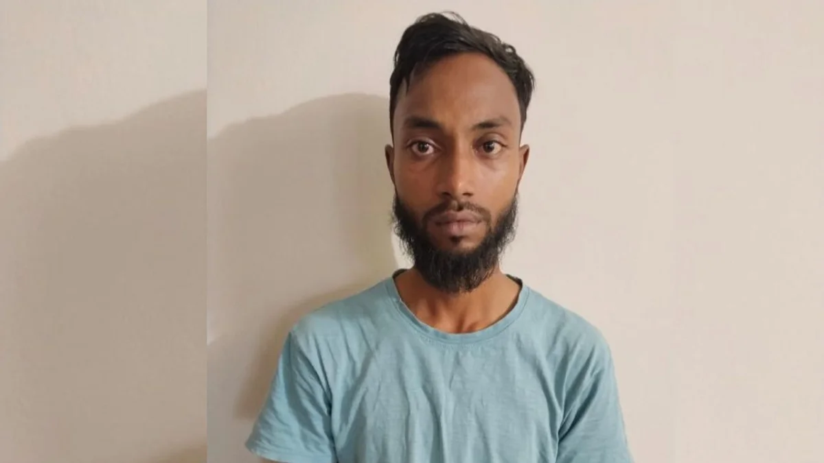 চাঁদা না দিলে মার্কেট পুড়িয়ে দেওয়ার হুমকি