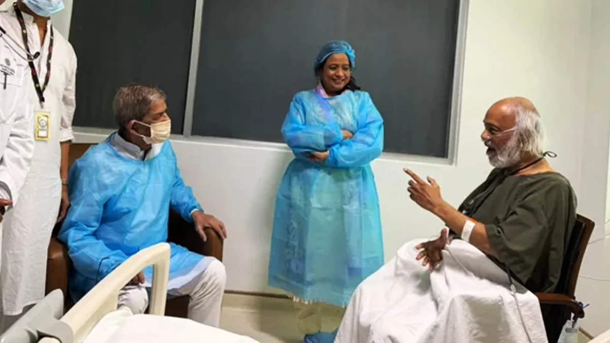 ড. মঈন খানকে দেখতে হাসপাতালে রাষ্ট্রপতি