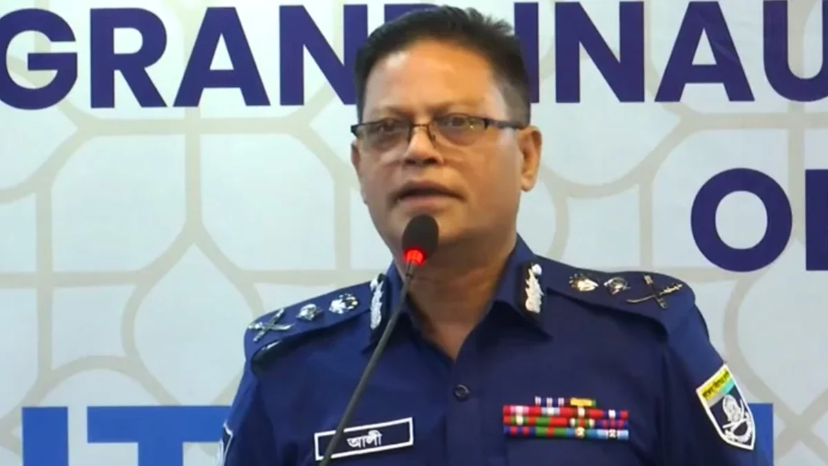 মাদকের টাকা না পেলেই পুলিশের বিরুদ্ধে লেখেন সাংবাদিকরা: আইজিপি