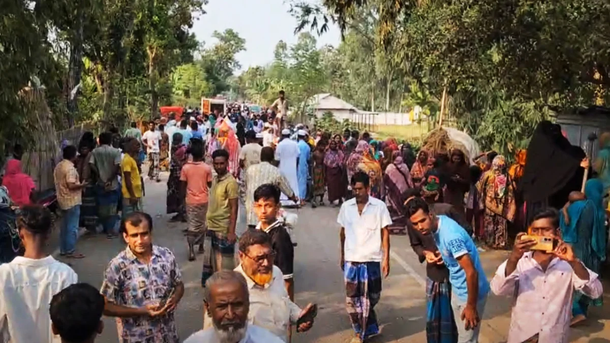 মহাসড়কে অটোরিকশা-ট্রাকের সংঘর্ষে নিহত ৫