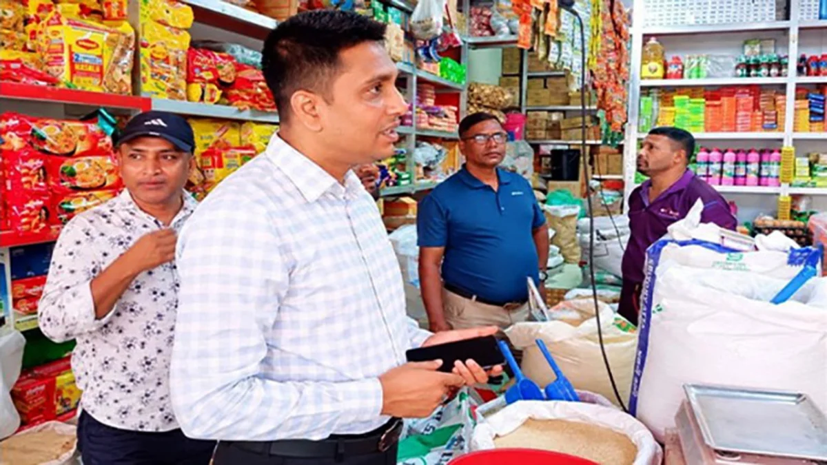শার্শায় ভোক্তা অধিকারের অভিযান, দুই প্রতিষ্ঠানকে জরিমানা