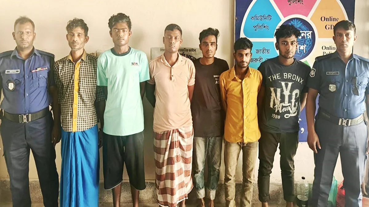 যশোরে চোর সন্দেহে আটক ৬